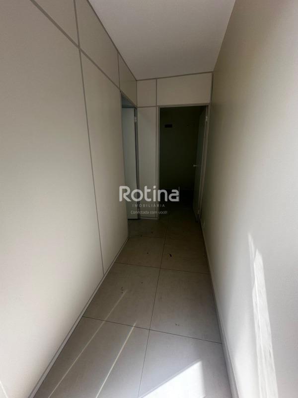 Comercial para alugar, em Uberlândia no bairro Lídice no valor de R$ 12.500,00 - Rotina Imobiliária: 