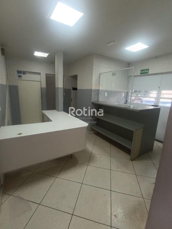 Comercial para alugar, em Uberlândia no bairro Nossa Senhora Aparecida no valor de R$ 17.000,00 - Rotina Imobiliária: 