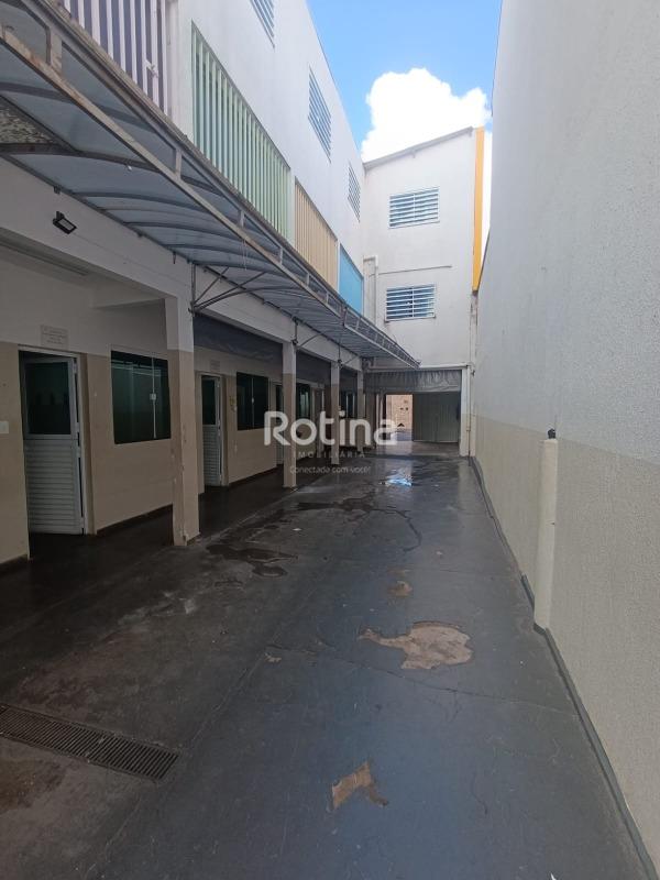 Comercial para alugar, em Uberlândia no bairro Nossa Senhora Aparecida no valor de R$ 17.000,00 - Rotina Imobiliária: 