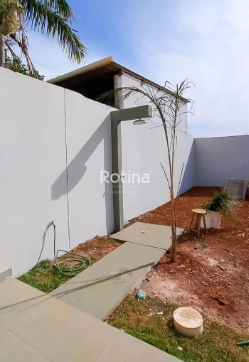 Casa à venda, 2 quartos em Uberlândia no bairro Aclimação no valor de R$ 450.000,00 - Rotina Imobiliária: 