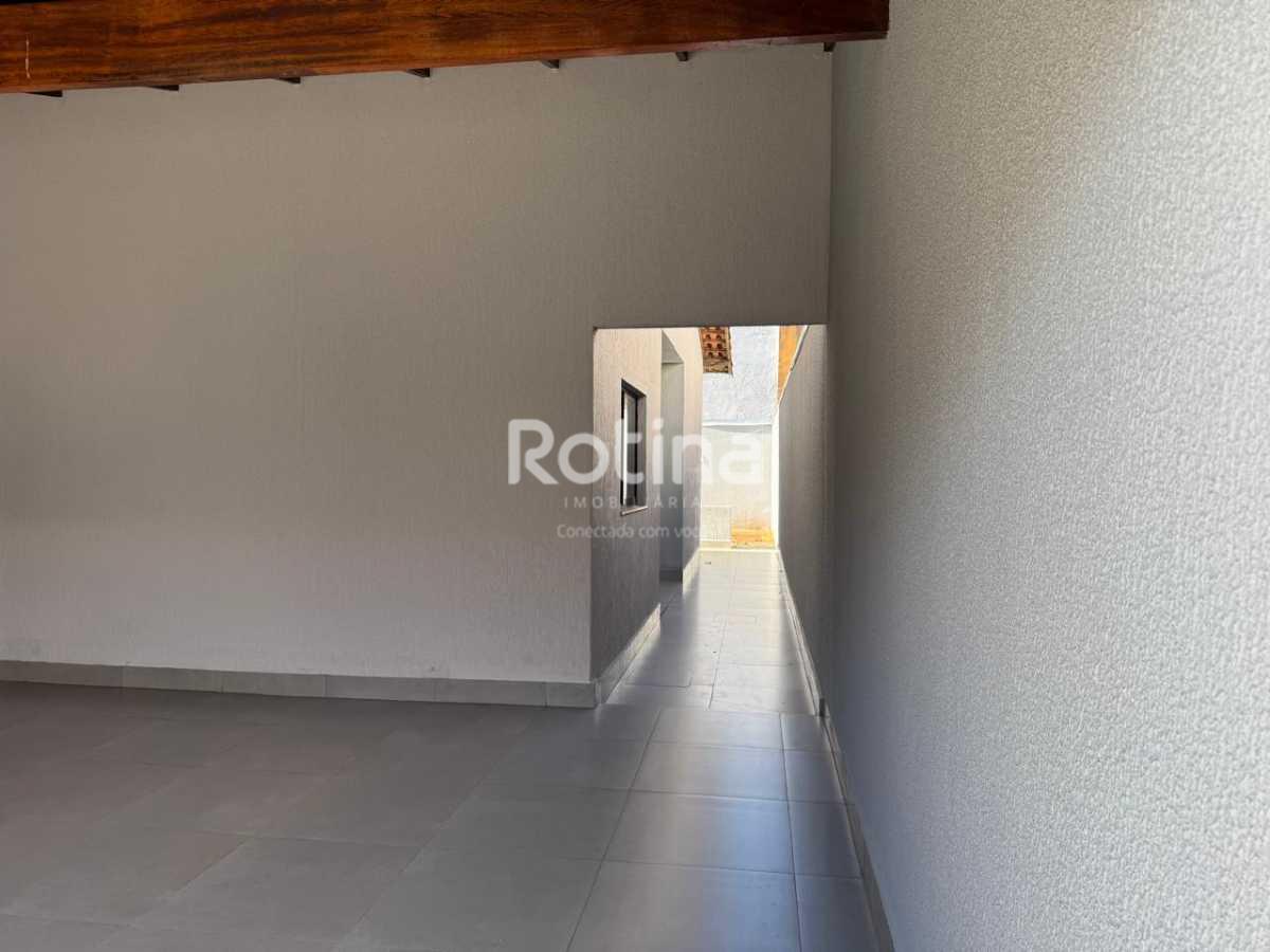 Casa à venda, 3 quartos em Uberlândia no bairro Santa Rosa no valor de R$ 650.000,00 - Rotina Imobiliária: 
