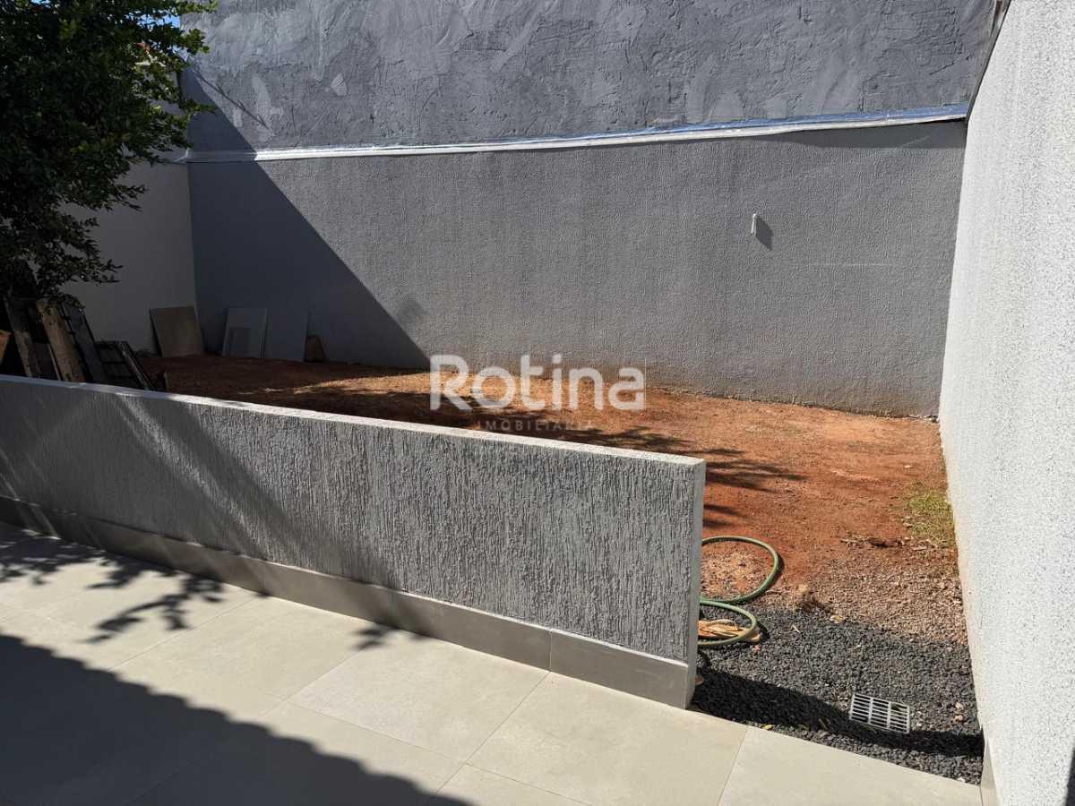 Casa à venda, 3 quartos em Uberlândia no bairro Santa Rosa no valor de R$ 650.000,00 - Rotina Imobiliária: 