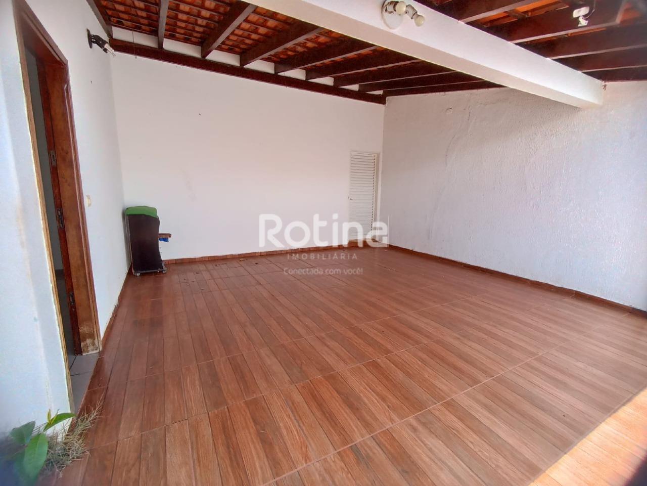 Casa à venda, 3 quartos em Uberlândia no bairro Cidade Jardim no valor de R$ 550.000,00 - Rotina Imobiliária: 