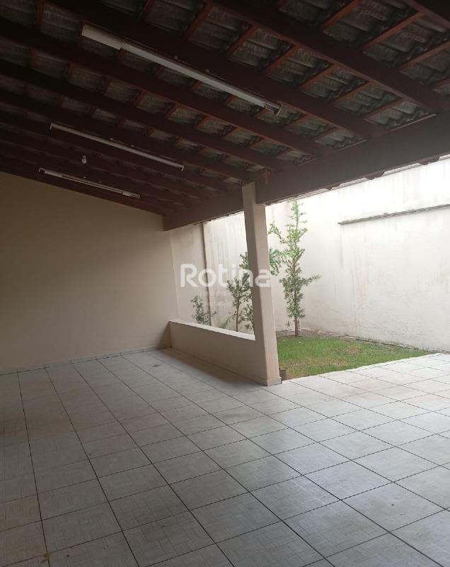 Casa à venda, 3 quartos em Uberlândia no bairro Pampulha no valor de R$ 600.000,00 - Rotina Imobiliária: 