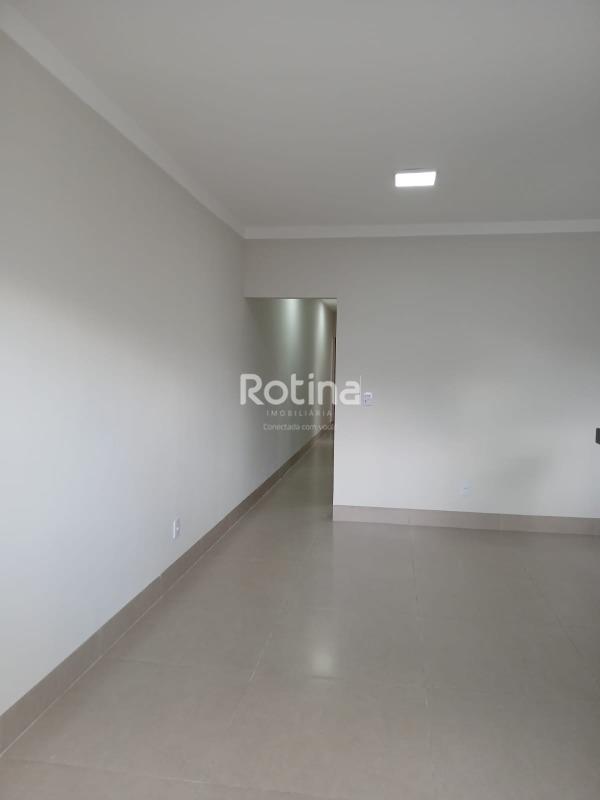 Casa à venda, 3 quartos em Uberlândia no bairro Shopping Park no valor de R$ 390.000,00 - Rotina Imobiliária: 