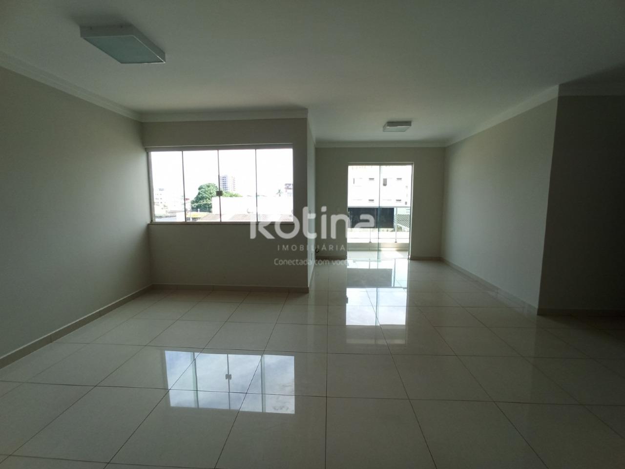 Apartamento para alugar, 3 quartos em Uberlândia no bairro Santa Mônica no valor de R$ 3.300,00 - Rotina Imobiliária: 