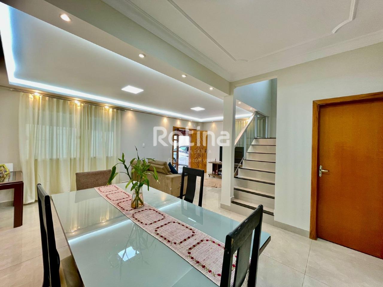 Casa à venda, 4 quartos em Uberlândia no bairro Alto Umuarama no valor de R$ 1.100.000,00 - Rotina Imobiliária: 