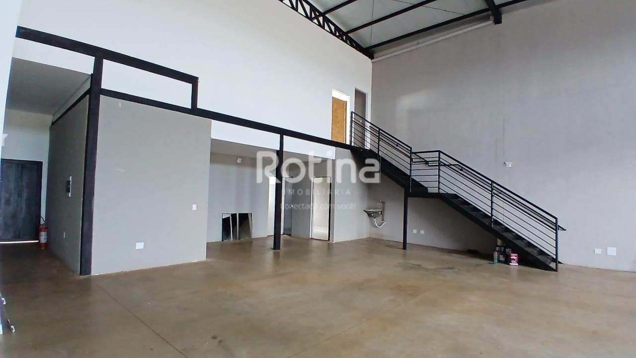 Galpão para alugar, em Uberlândia no bairro Novo Mundo no valor de R$ 11.000,00 - Rotina Imobiliária: 