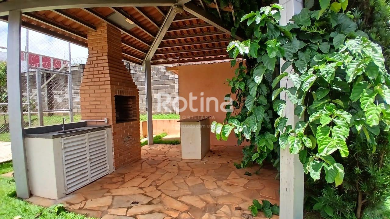 Casa Condomínio Fechado para alugar, 3 quartos em Uberlândia no bairro Jardim Karaíba no valor de R$ 2.400,00 - Rotina Imobiliária: 