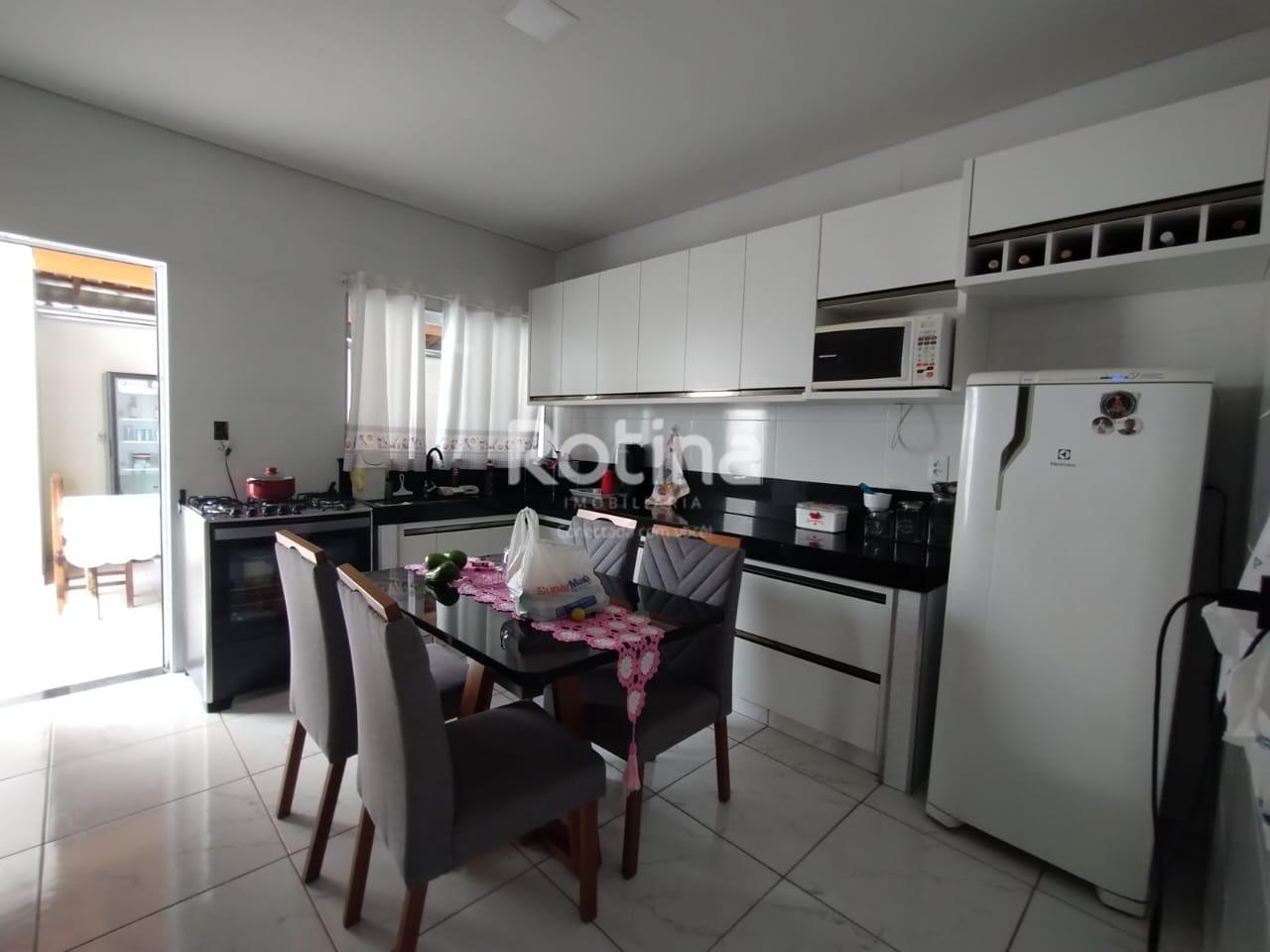 Casa para alugar, 2 quartos em Uberlândia no bairro Cidade Jardim no valor de R$ 2.300,00 - Rotina Imobiliária: 