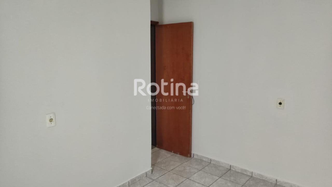 Casa à venda, 3 quartos em Uberlândia no bairro Planalto no valor de R$ 400.000,00 - Rotina Imobiliária: 