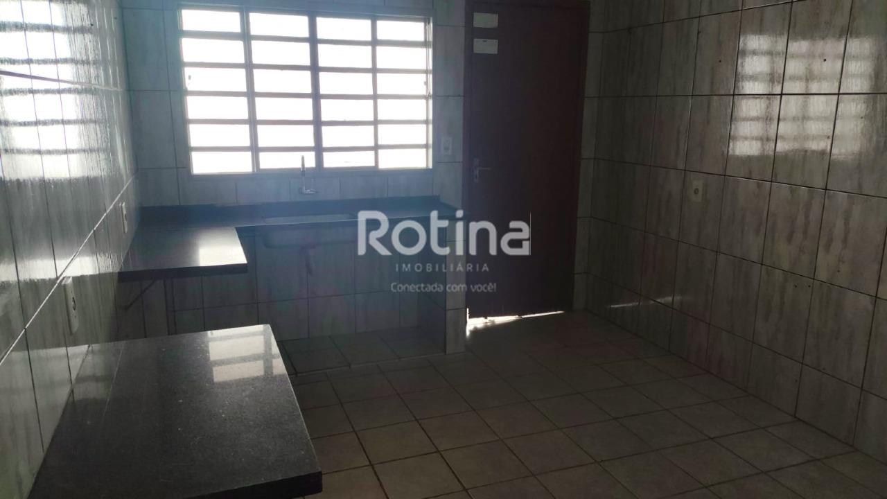 Casa à venda, 3 quartos em Uberlândia no bairro Planalto no valor de R$ 400.000,00 - Rotina Imobiliária: 
