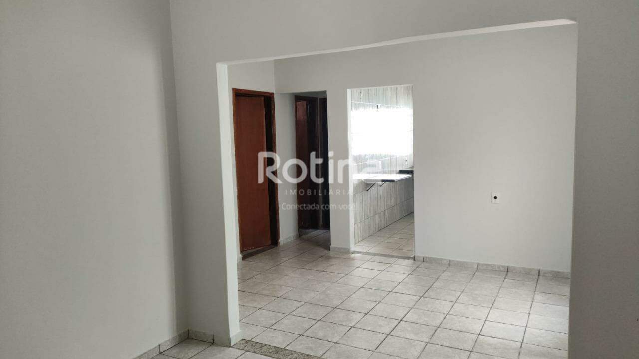 Casa à venda, 3 quartos em Uberlândia no bairro Planalto no valor de R$ 400.000,00 - Rotina Imobiliária: 