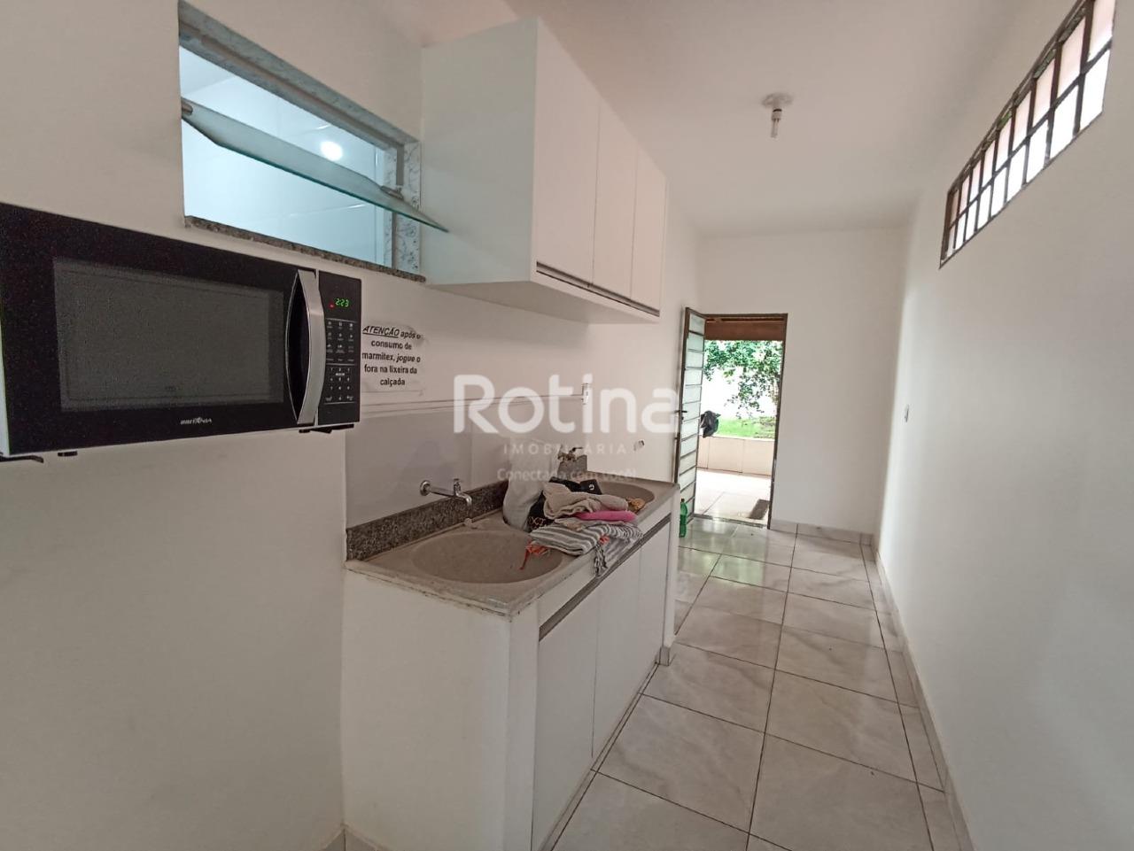 Casa à venda, 3 quartos em Uberlândia no bairro Segismundo Pereira no valor de R$ 500.000,00 - Rotina Imobiliária: 