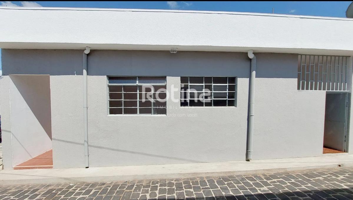 Casa para alugar, 2 quartos em Uberlândia no bairro Brasil no valor de R$ 1.277,78 - Rotina Imobiliária: 