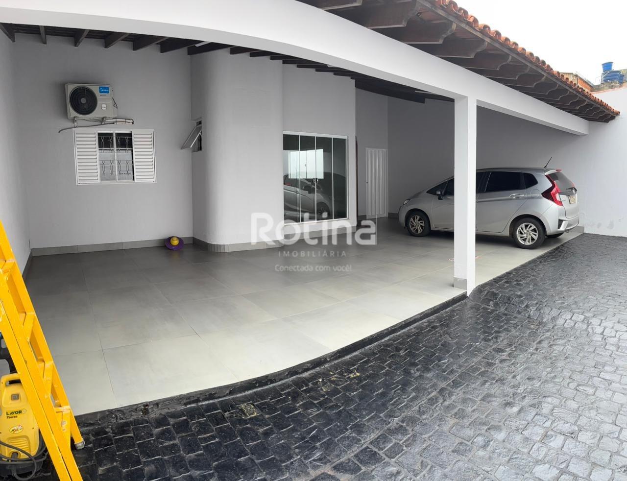 Casa à venda, 3 quartos em Uberlândia no bairro Santa Mônica no valor de R$ 950.000,00 - Rotina Imobiliária: 