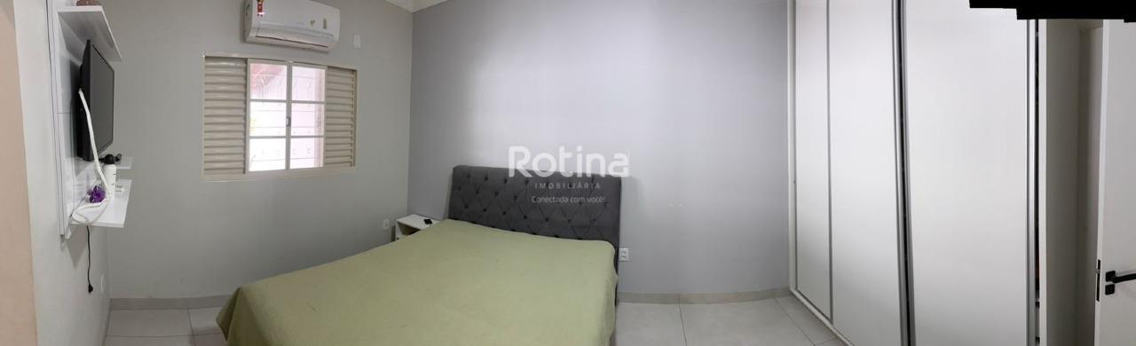 Casa à venda, 3 quartos em Uberlândia no bairro Santa Mônica no valor de R$ 950.000,00 - Rotina Imobiliária: 