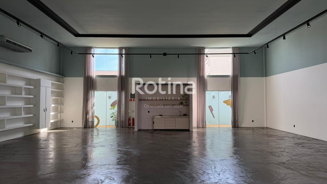 Comercial para alugar, em Uberlândia no bairro Santa Mônica no valor de R$ 15.000,00 - Rotina Imobiliária: 