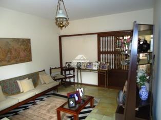 Centro Casa à venda, 5 quartos, 1 suíte, 7 vagas, Centro – GOVERNADOR VALADARES/MG