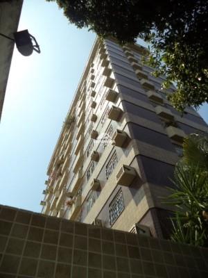 Centro Apartamento à venda, 4 quartos, 1 suíte, 1 vaga, Centro – GOVERNADOR VALADARES/MG