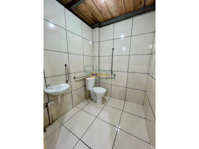 Barracão para aluguel no Santos Dumont: 