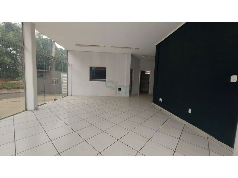 Sala comercial para aluguel no Efapi: Sim Efapi