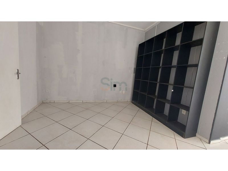 Sala comercial para aluguel no Efapi: Sim Efapi