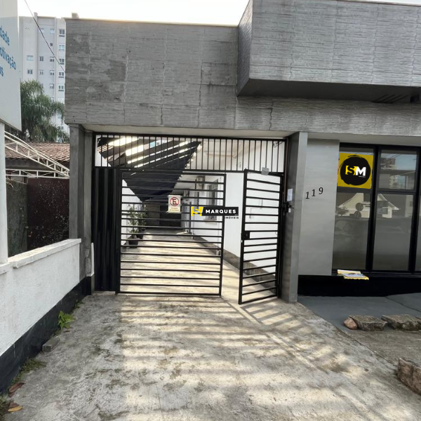 Sala comercial para alugar  no Anita Garibaldi - Joinville, SC. Imóveis