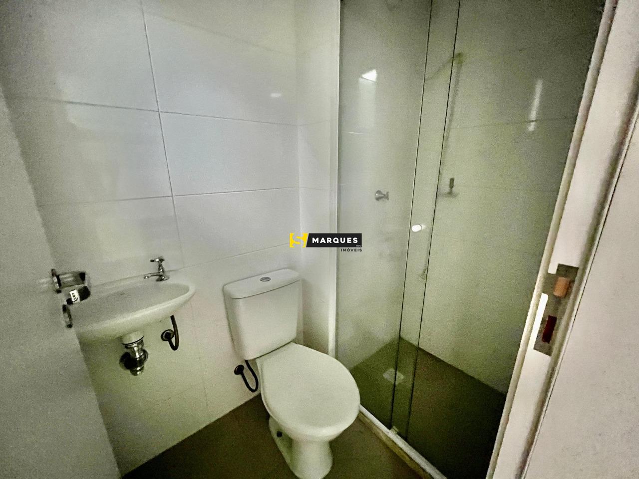 Apartamento com 3 Dormitórios para alugar, 120 m² por R$ 6.000,00 Apartamento com 3 Dormitórios para alugar, 120 m² por R$ 6.000,00