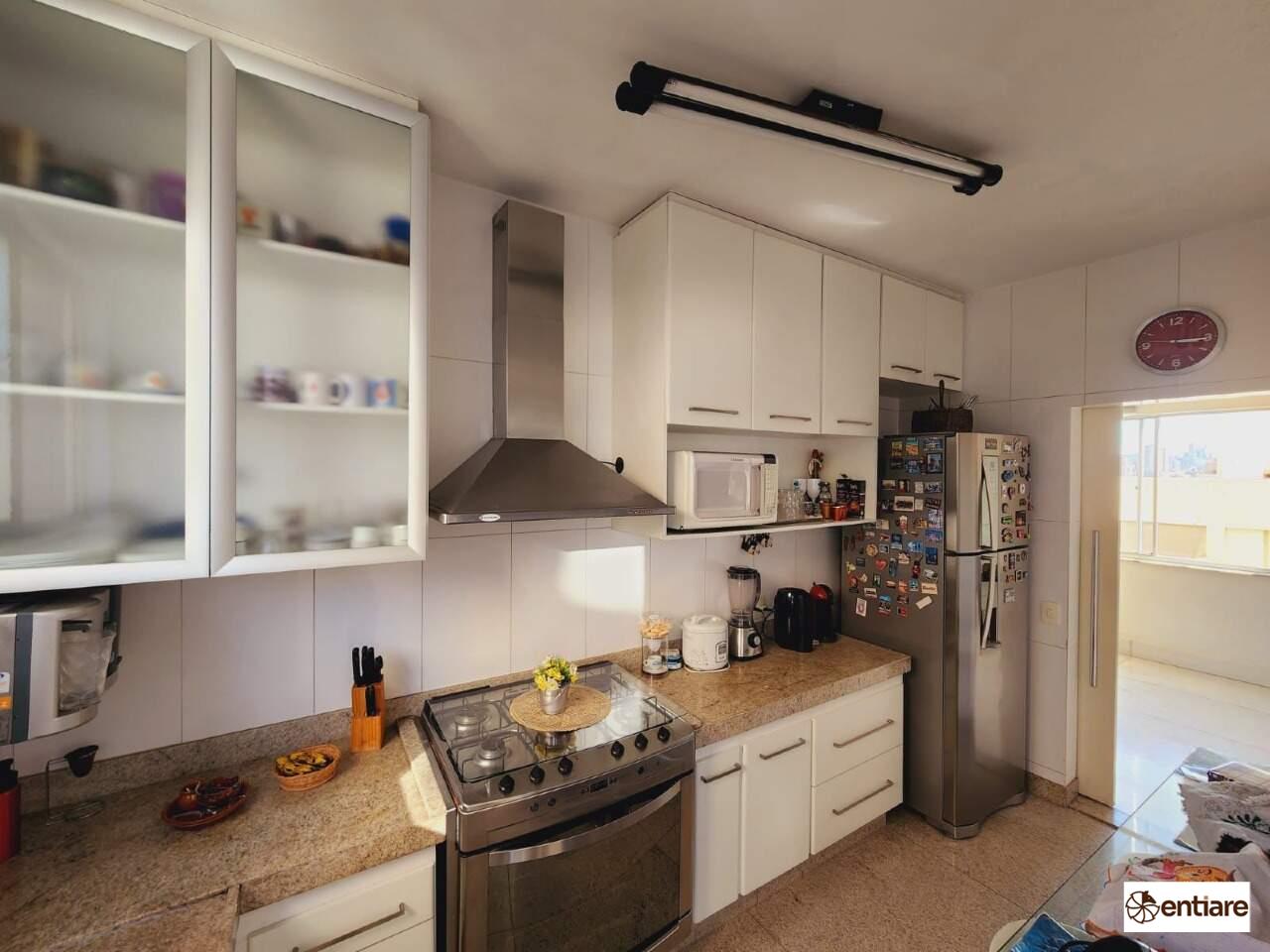 Apartamento, 3 quartos, 246 m² - Foto 9