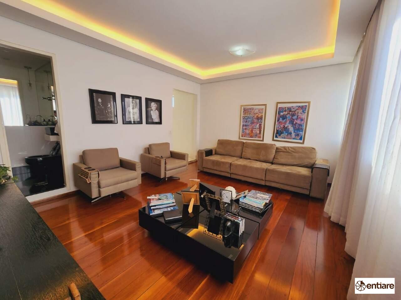 Apartamento, 3 quartos, 246 m² - Foto 1