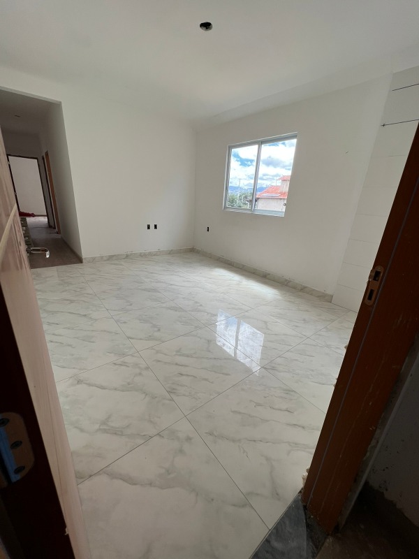 Apartamento à venda no Estrela do Oriente: 
