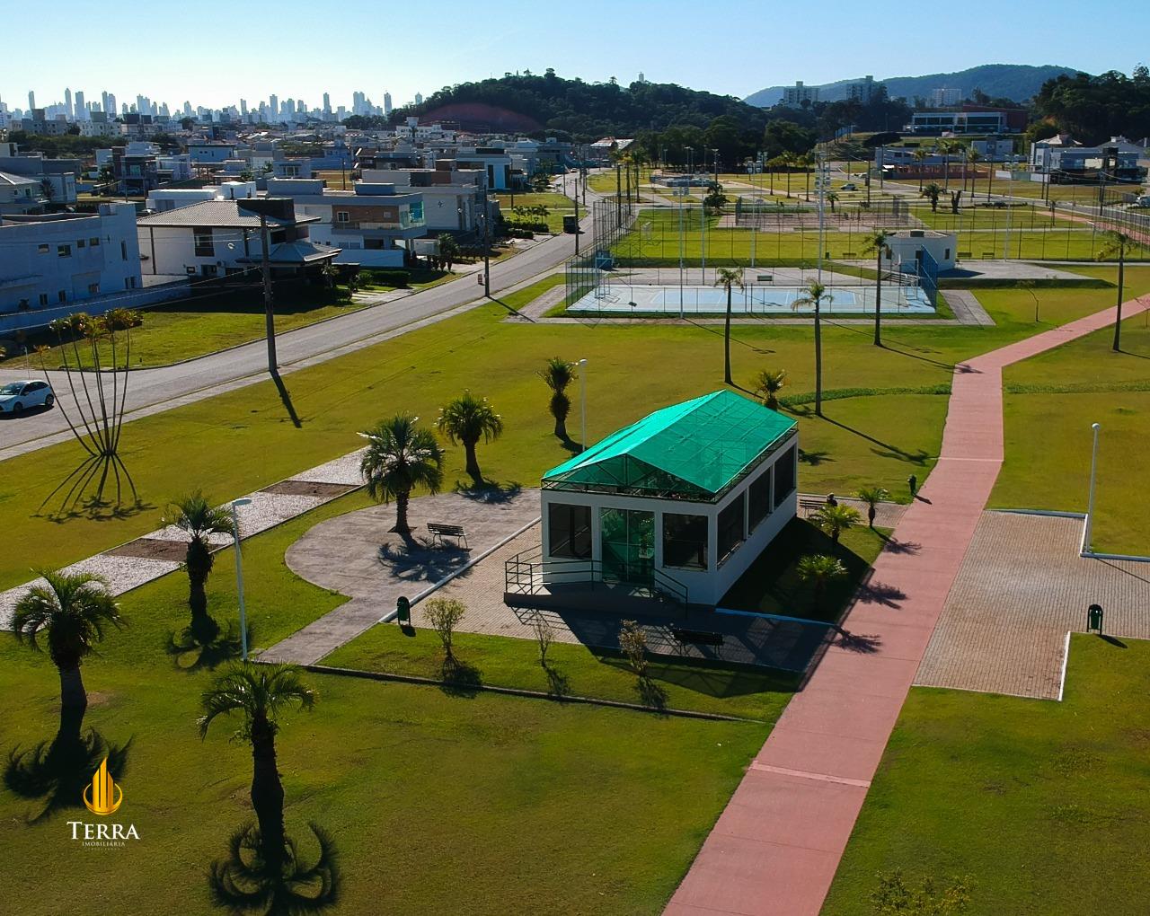 Condomínio Caledônia Private Village 3 a 4 quartos, Santa Regina