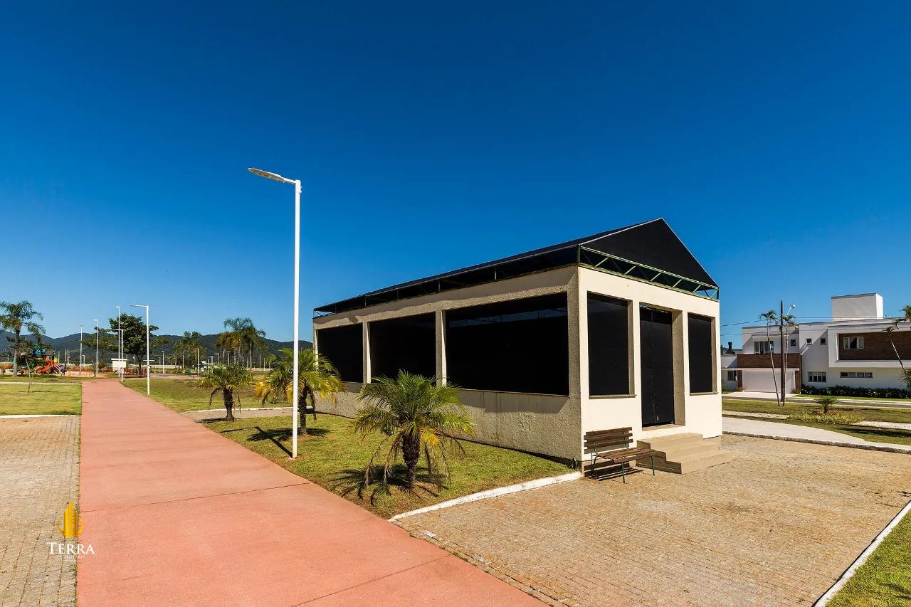 Condomínio Caledônia Private Village 3 a 4 quartos, Santa Regina