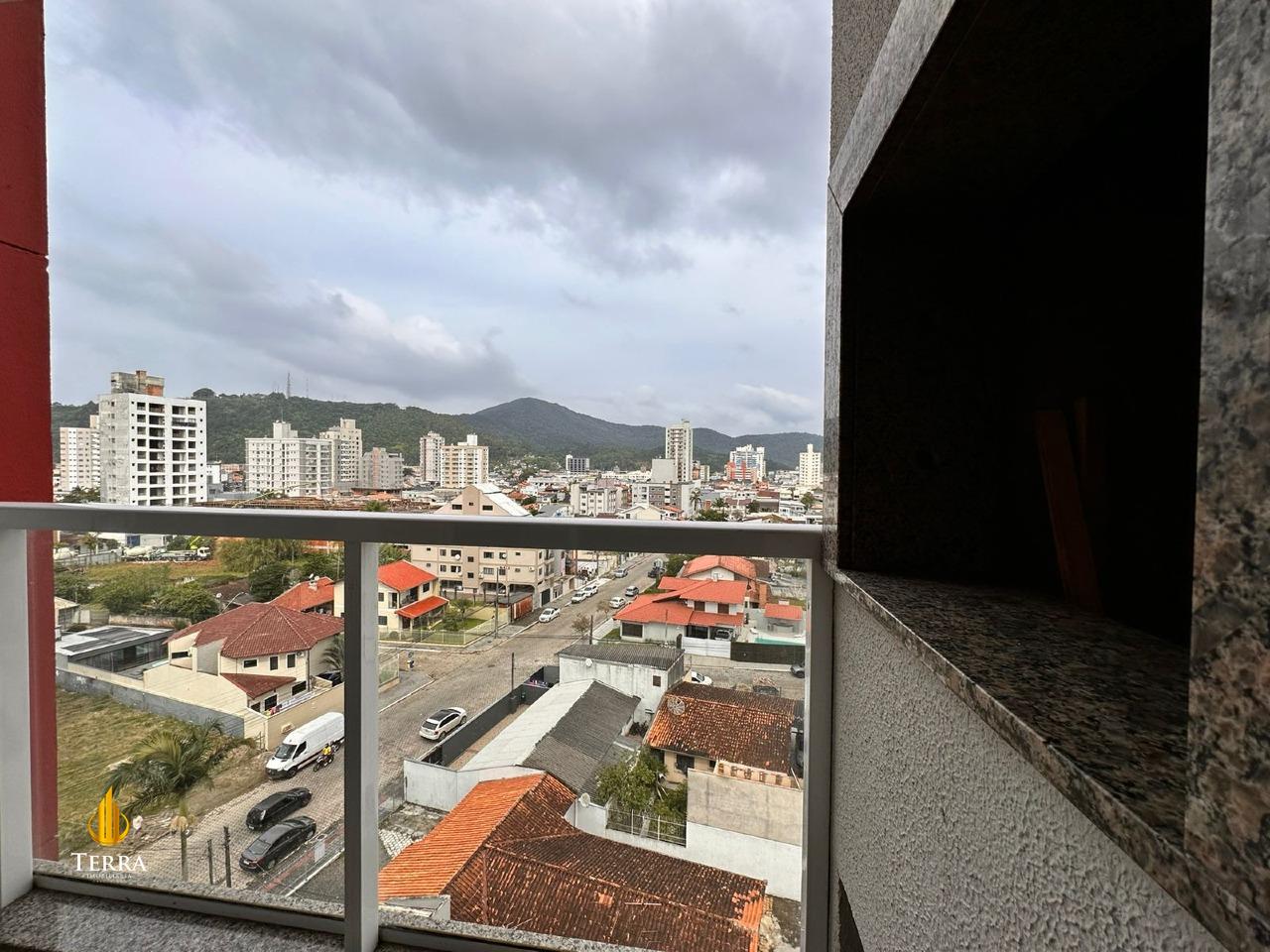 Apartamento com 2 quartos, Vila Operária: 