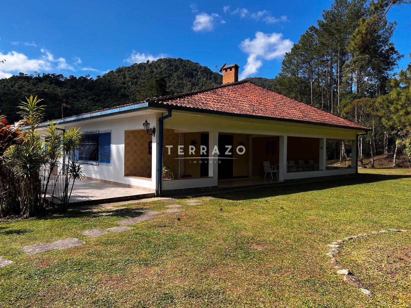 Dois terrenos à venda, com 1742 m² PLANO.Ótimo para investidores!Cada  terreno com 26,40M - Terrenos, sítios e fazendas - Teresópolis, Porto  Alegre 1257918604