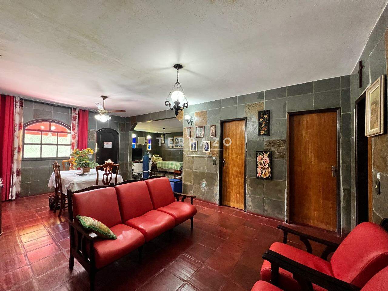 Casa à venda no Parque Santa Eugênia: 