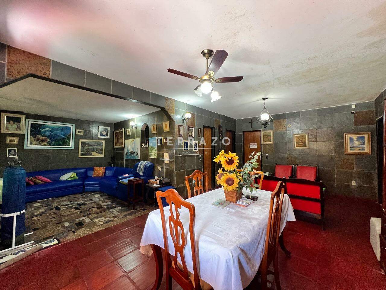 Casa à venda no Parque Santa Eugênia: 