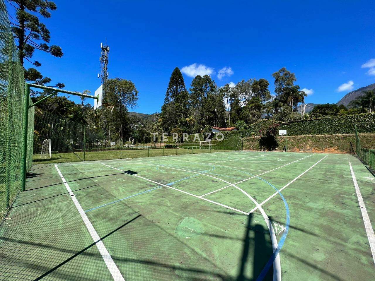 Terreno à venda no Quebra Frascos: 