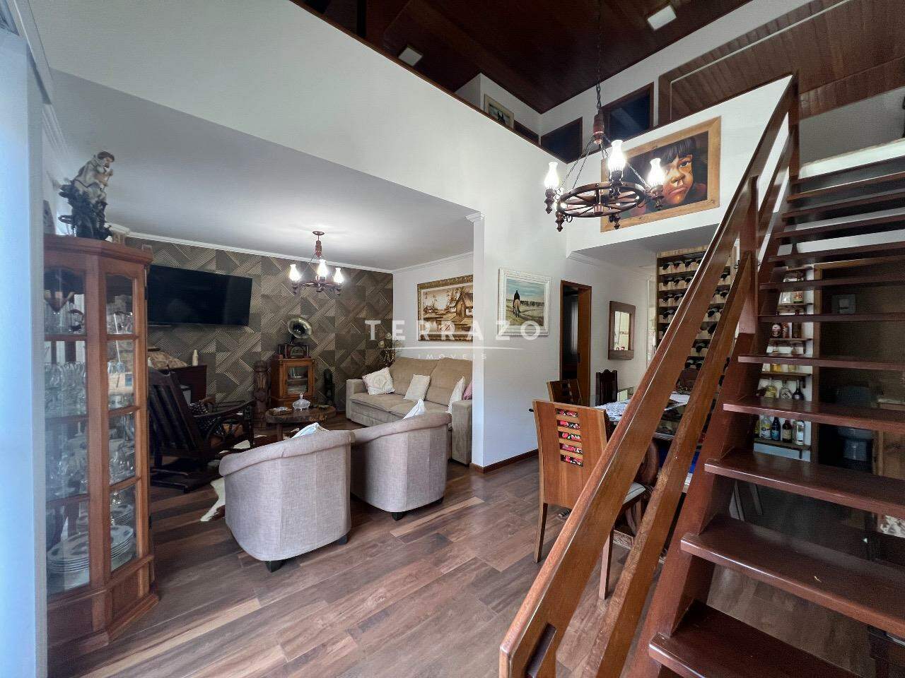 Casa em Condomínio à venda no Granja Guarani: 