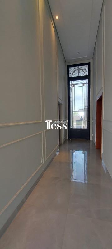 Casa de Condomínio com 3 quartos à venda, 245m² — foto 2 de 12