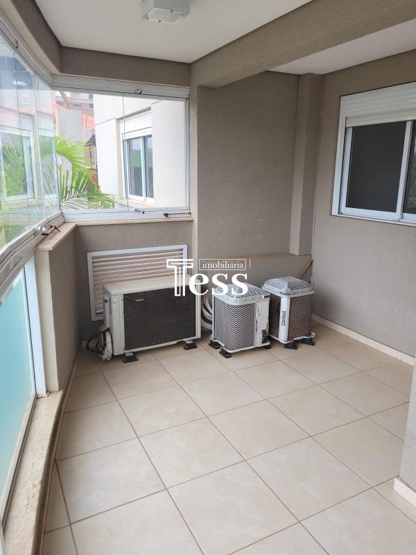 Apartamento com 3 quartos para aluguel, 80m² — foto 4 de 20