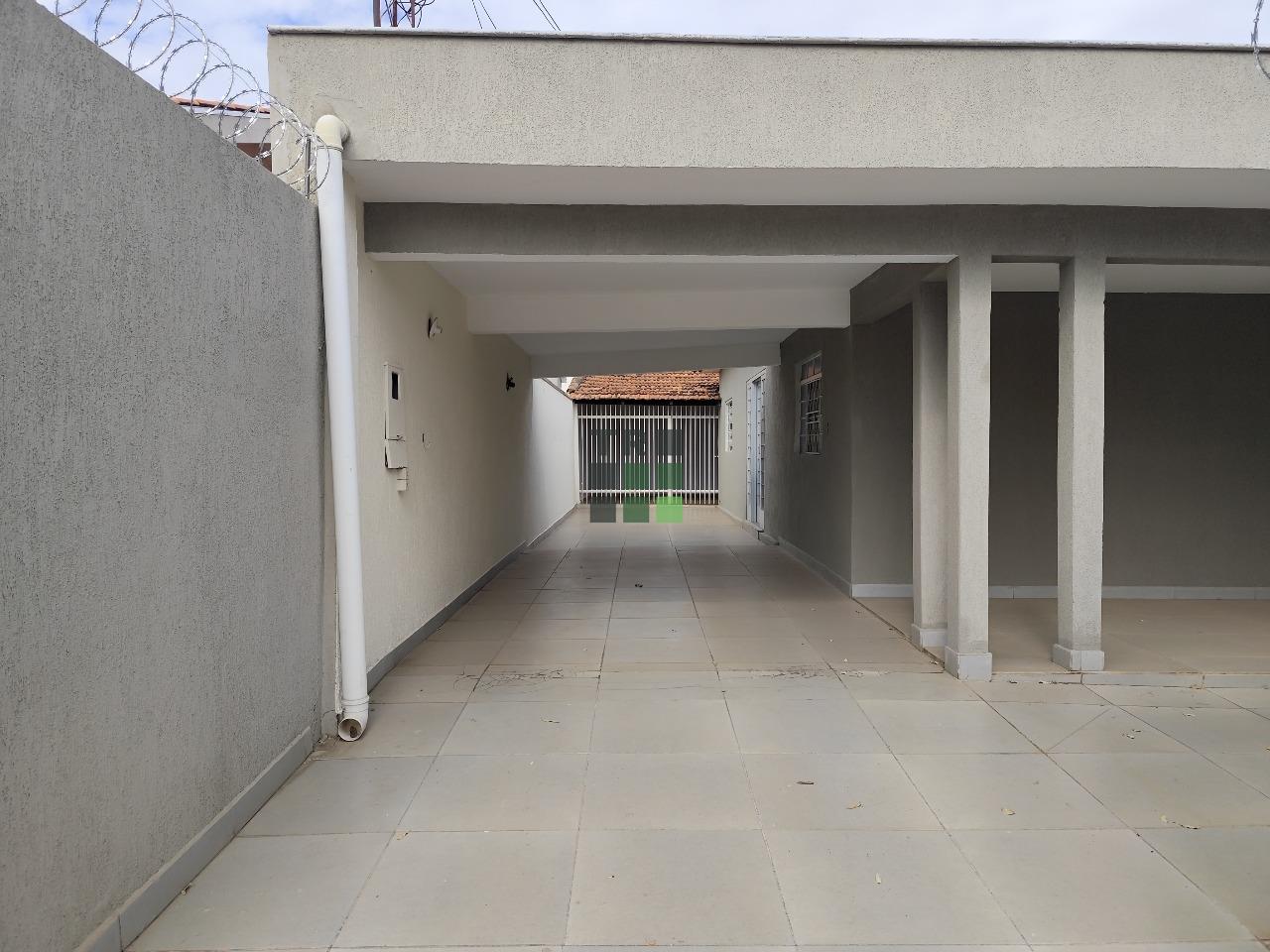 Casa 3 quartos 1 suíte para aluguel no Centro, em Três Lagoas: 