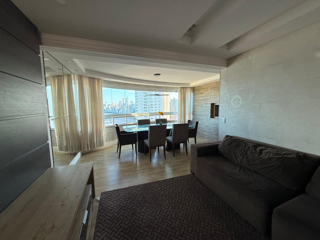 Apartamento com 142m², 3 dormitórios, 3 suítes, 3 vagas, Luz do Mar em Balneário Camboriú
