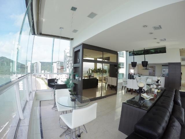 Cobertura com 600m², 7 dormitórios, 7 suítes, 6 vagas, Summer Beach em Balneário Camboriú