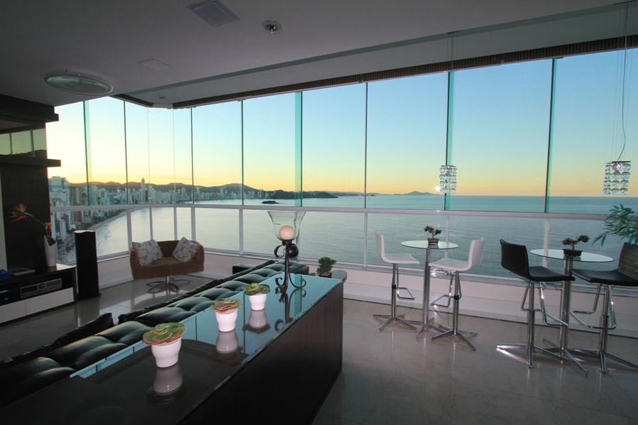 Cobertura com 600m², 7 dormitórios, 7 suítes, 6 vagas, Summer Beach em Balneário Camboriú