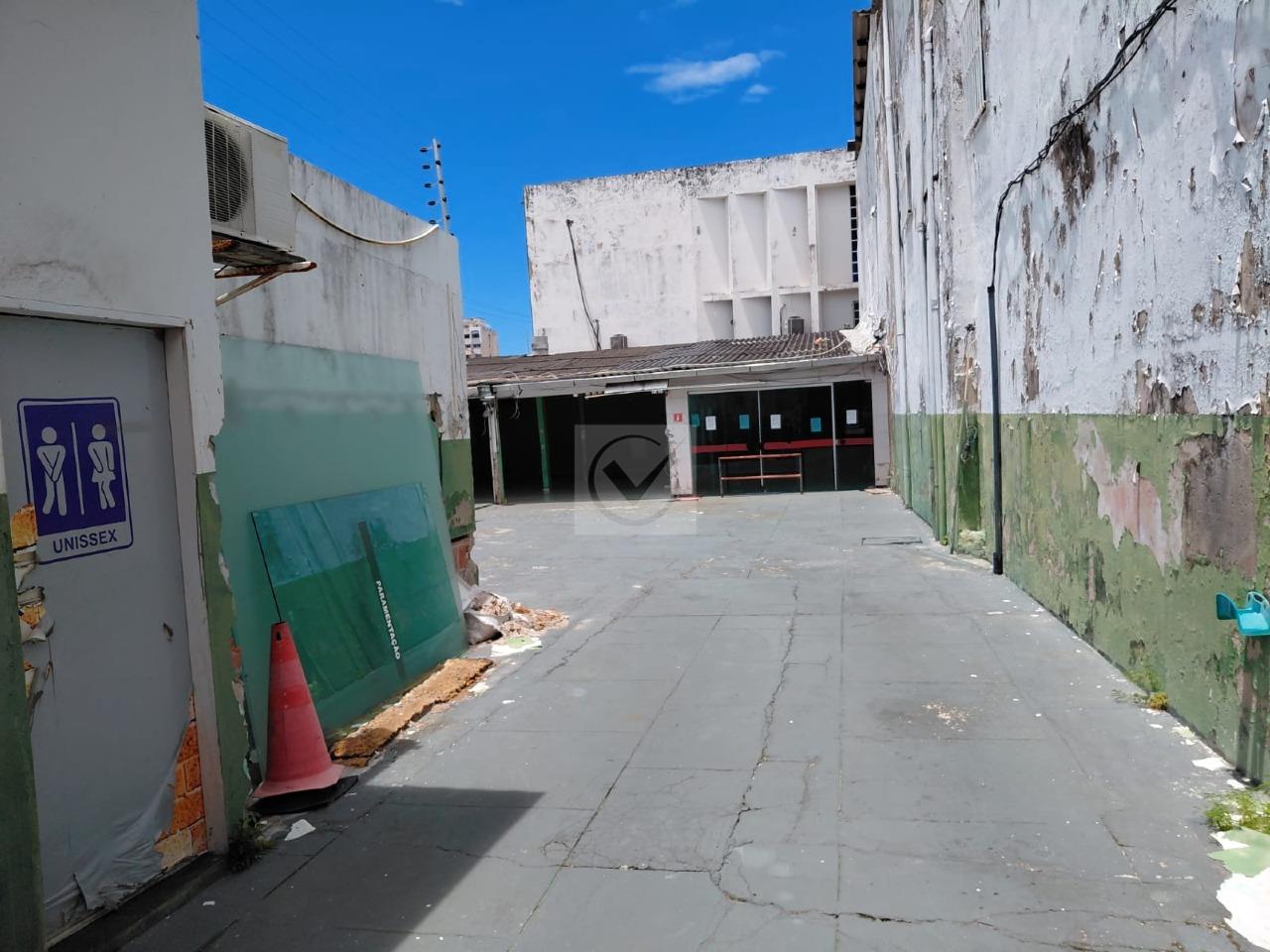 Amplo Ponto Comercial no Centro - Foto 11