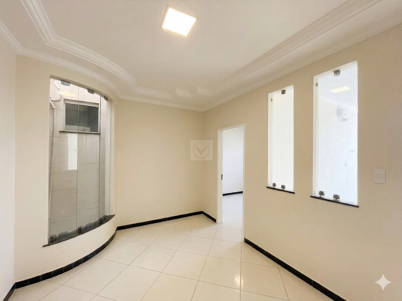 Tradição e Muito Espaço no Bairro Porto! Casa Ampla de 3 Quartos com Quintal - Foto 5