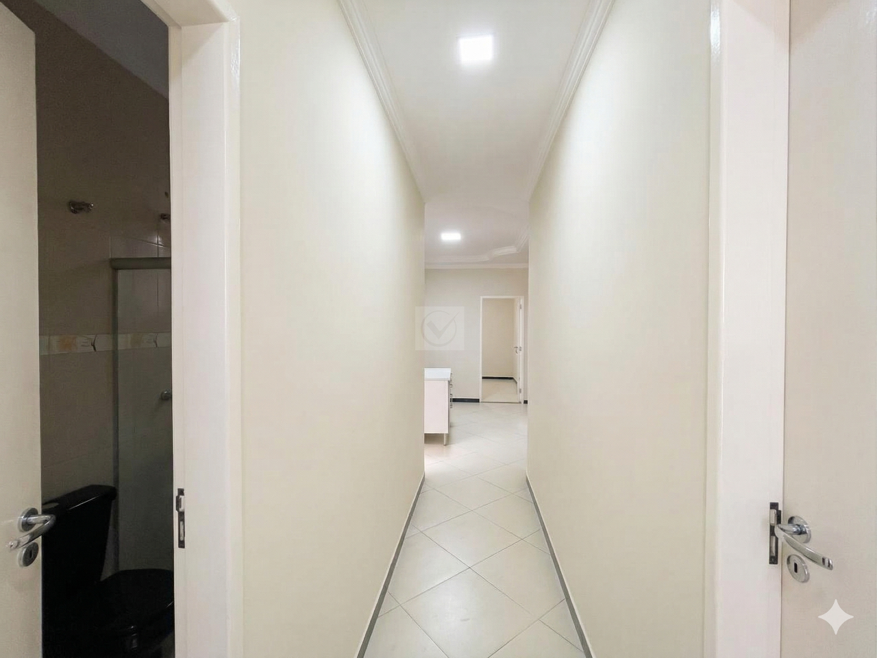 Tradição e Muito Espaço no Bairro Porto! Casa Ampla de 3 Quartos com Quintal - Foto 6