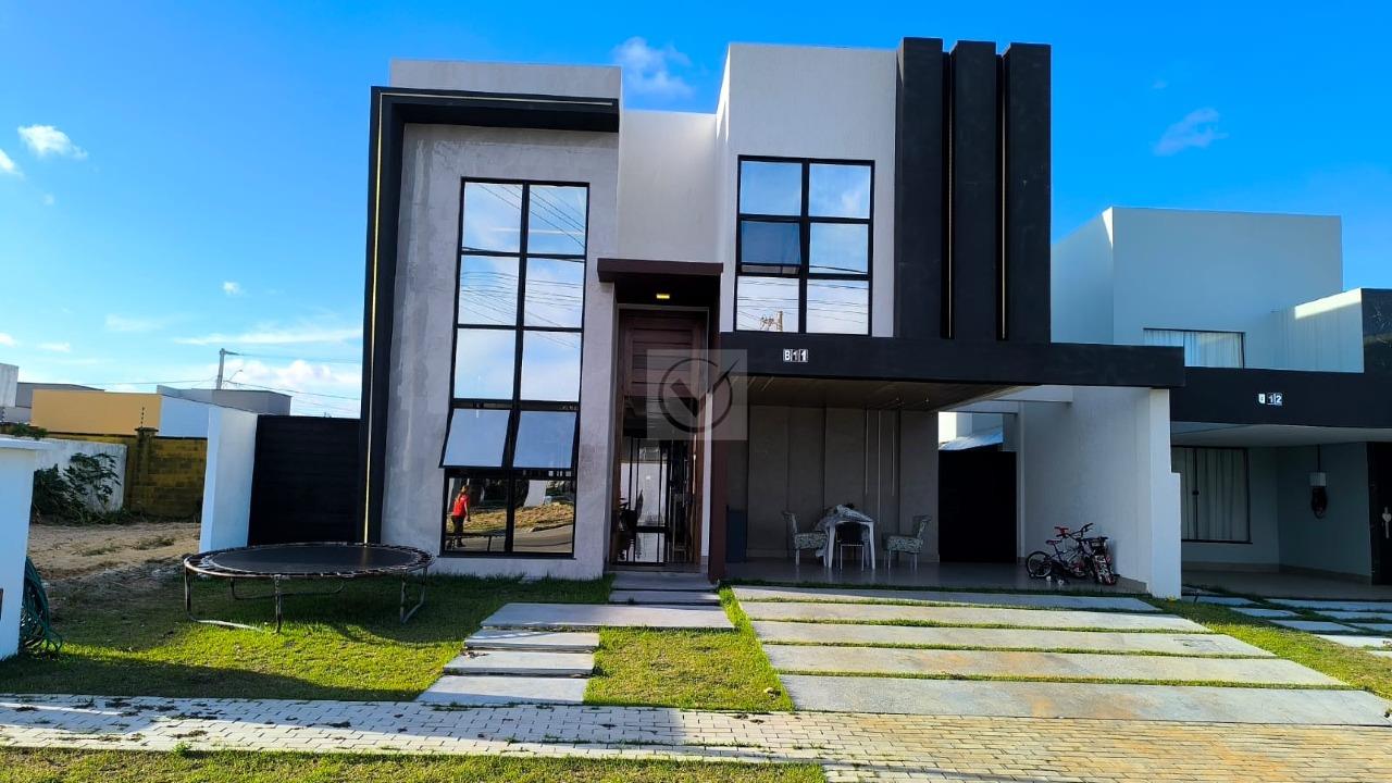 Casa à venda Porteira Fehada, 5 quartos, 4 suítes na Barra dos Coqueiros - SE.